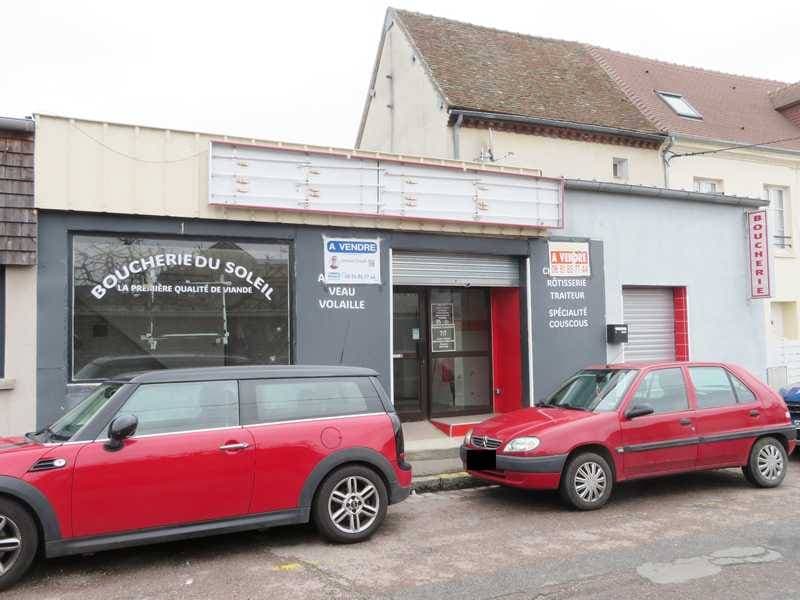 Local commercial à Gisors — 139 m²